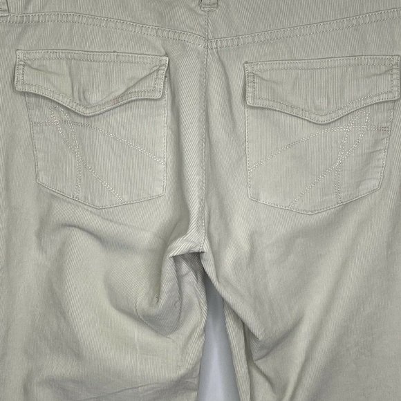 New York & Company Women’s Corduroy Pants 6 Light - Picture 6 of 12